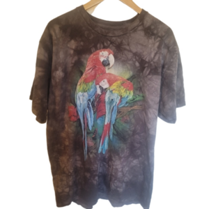 The Mountain parrot shirt